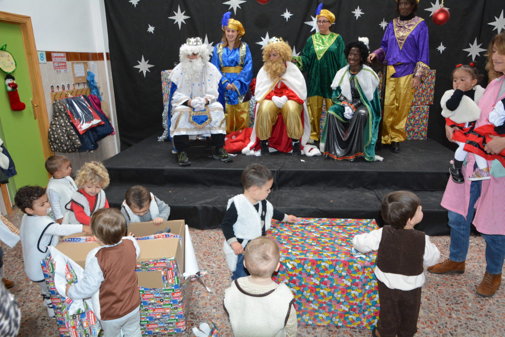 21-12-2022-REYES-MAGOS-EN-LA-ESCUELA-INFANTIL